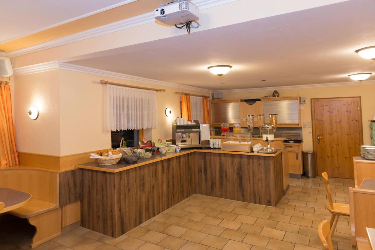 Eibinghof Bed & Breakfast & Swim Saalbach-Hinterglemm Exterior photo
