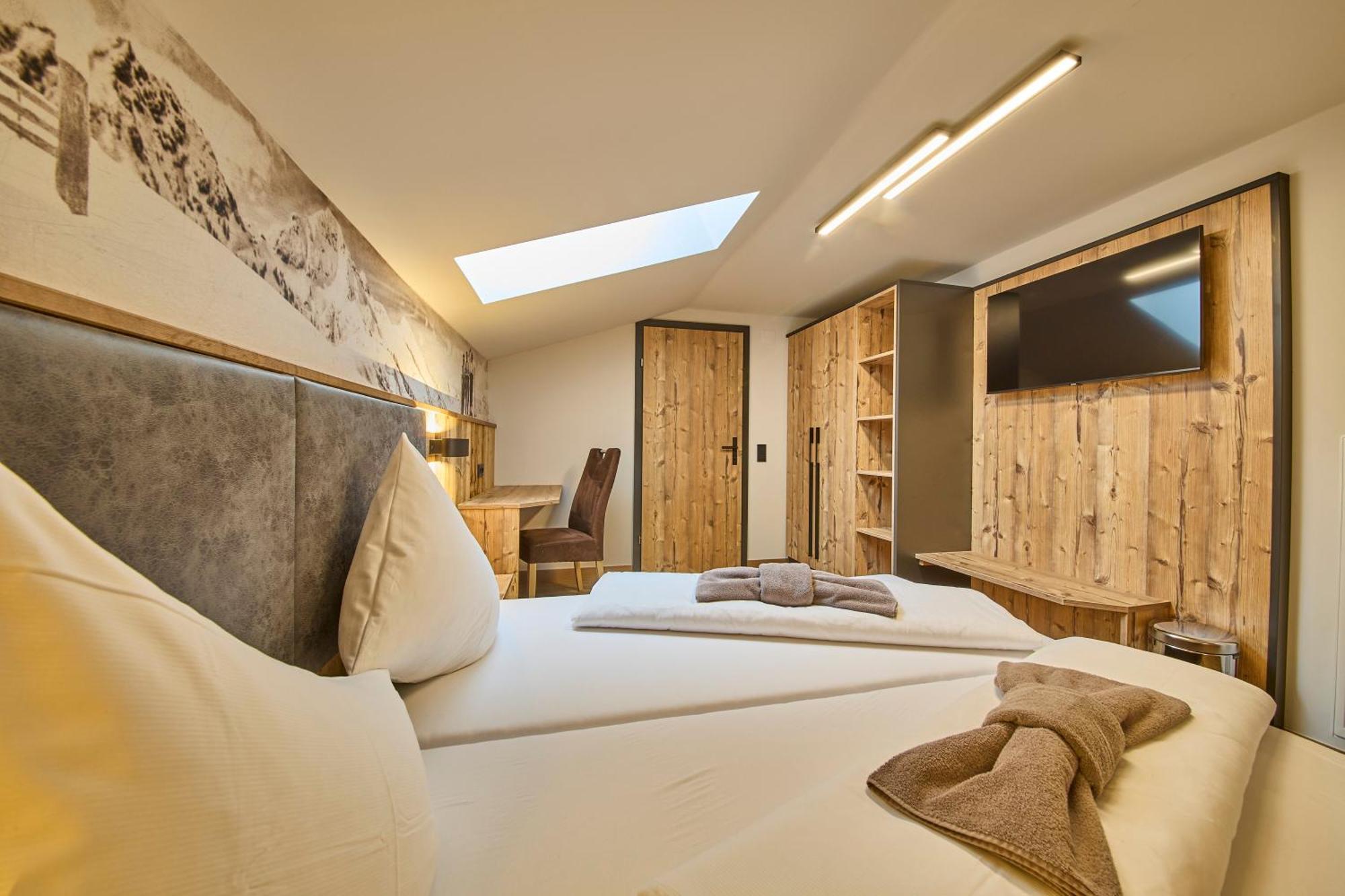 Eibinghof Bed & Breakfast & Swim Saalbach-Hinterglemm Exterior photo